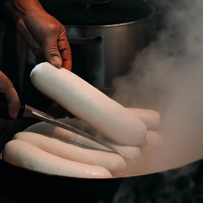 Gotowanie Białej Kiełbasy: Praktyczny Przewodnik